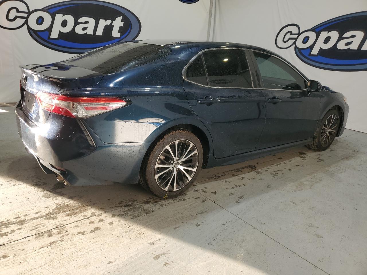 2018 TOYOTA CAMRY L - Image 3