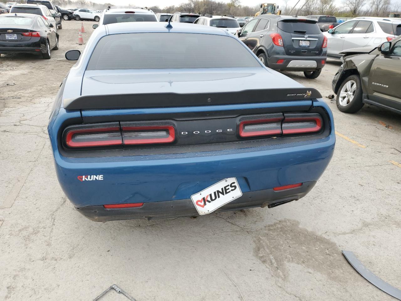 2020 DODGE CHALLENGER - Фото 6
