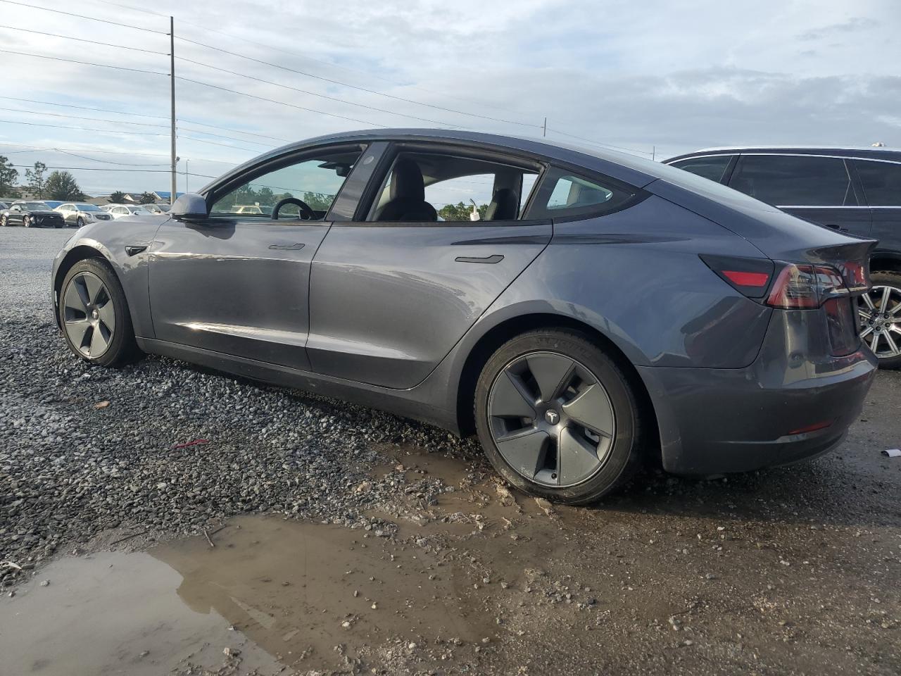 2022 TESLA MODEL 3 - Image 2