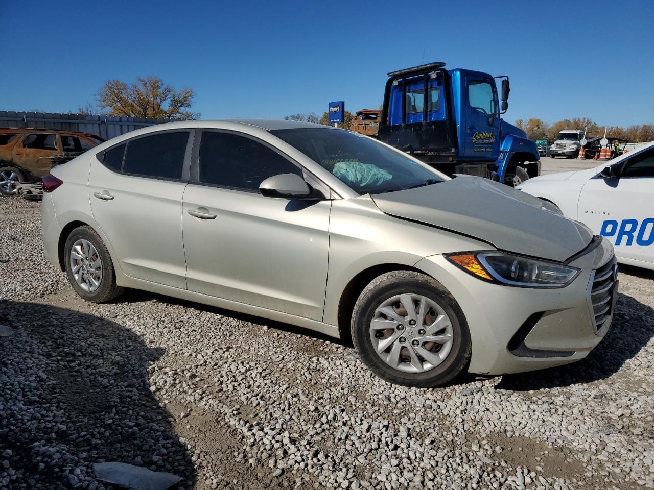 2017 HYUNDAI ELANTRA SE - Фото 4
