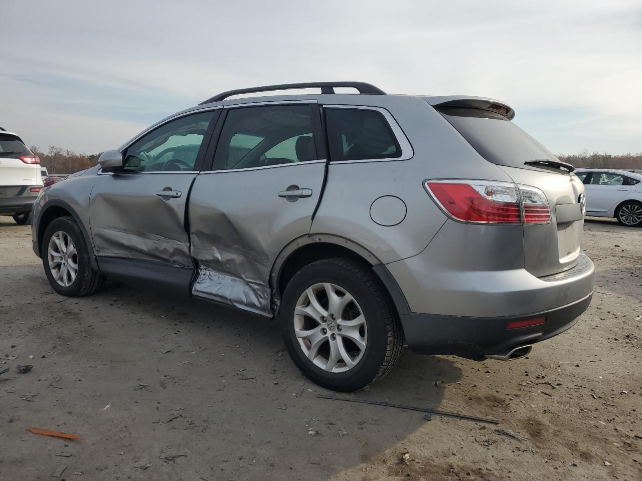 2011 MAZDA CX-9 - Image 2