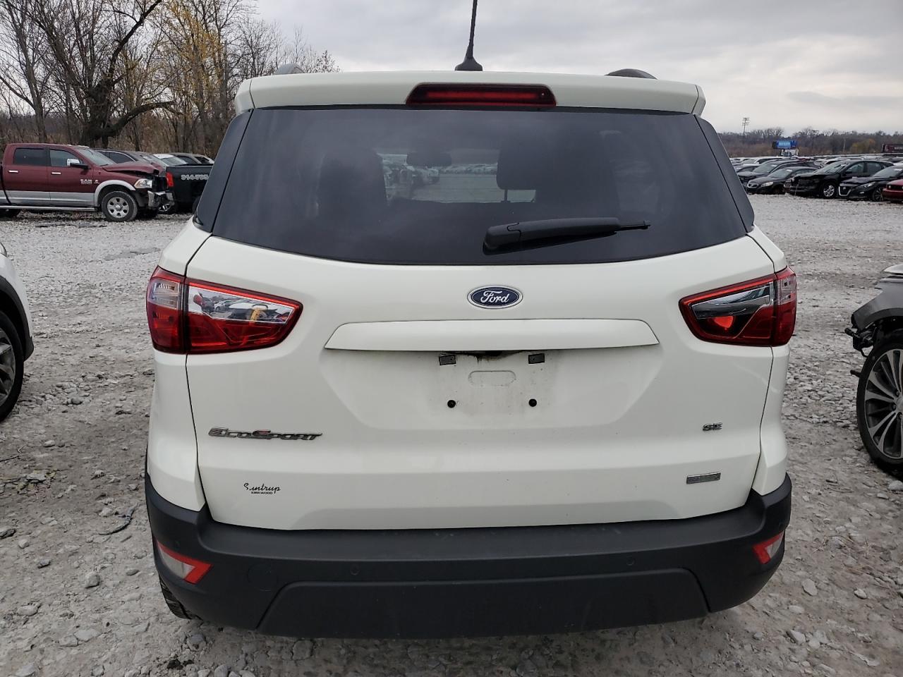 2020 FORD ECOSPORT S - Фото 6