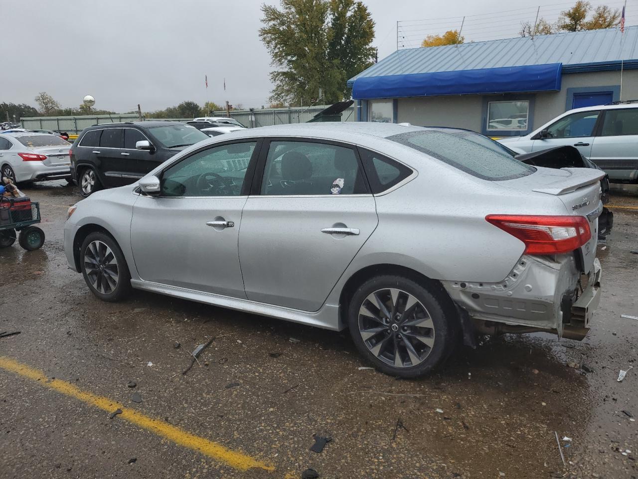 2017 NISSAN SENTRA S - Фото 2