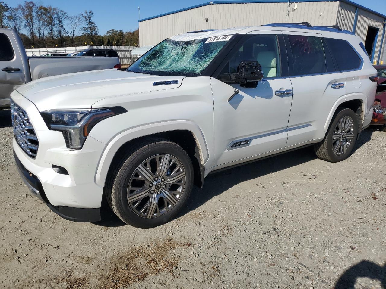 2024 TOYOTA SEQUOIA SR