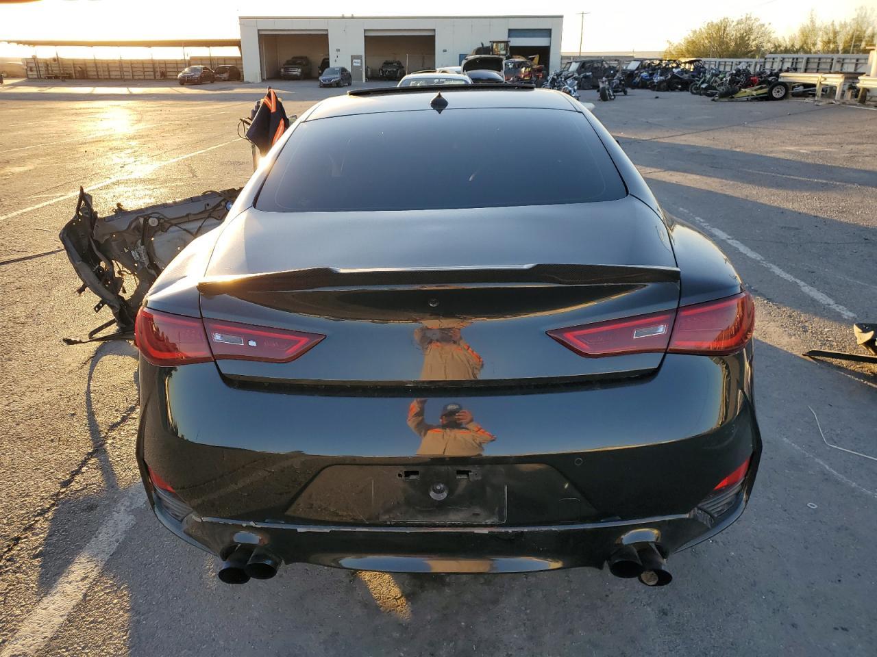 2017 INFINITI Q60 RED SP - Фото 6
