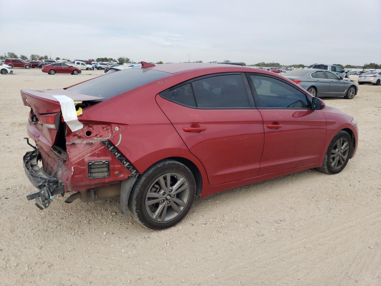 2018 HYUNDAI ELANTRA SE - Image 3
