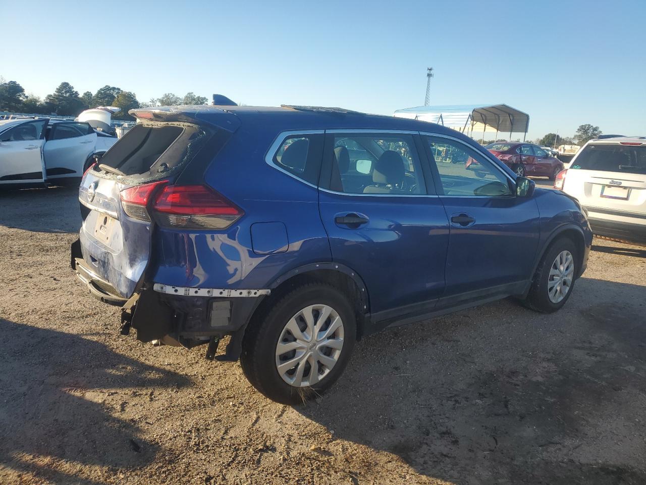 2017 NISSAN ROGUE S - Image 3