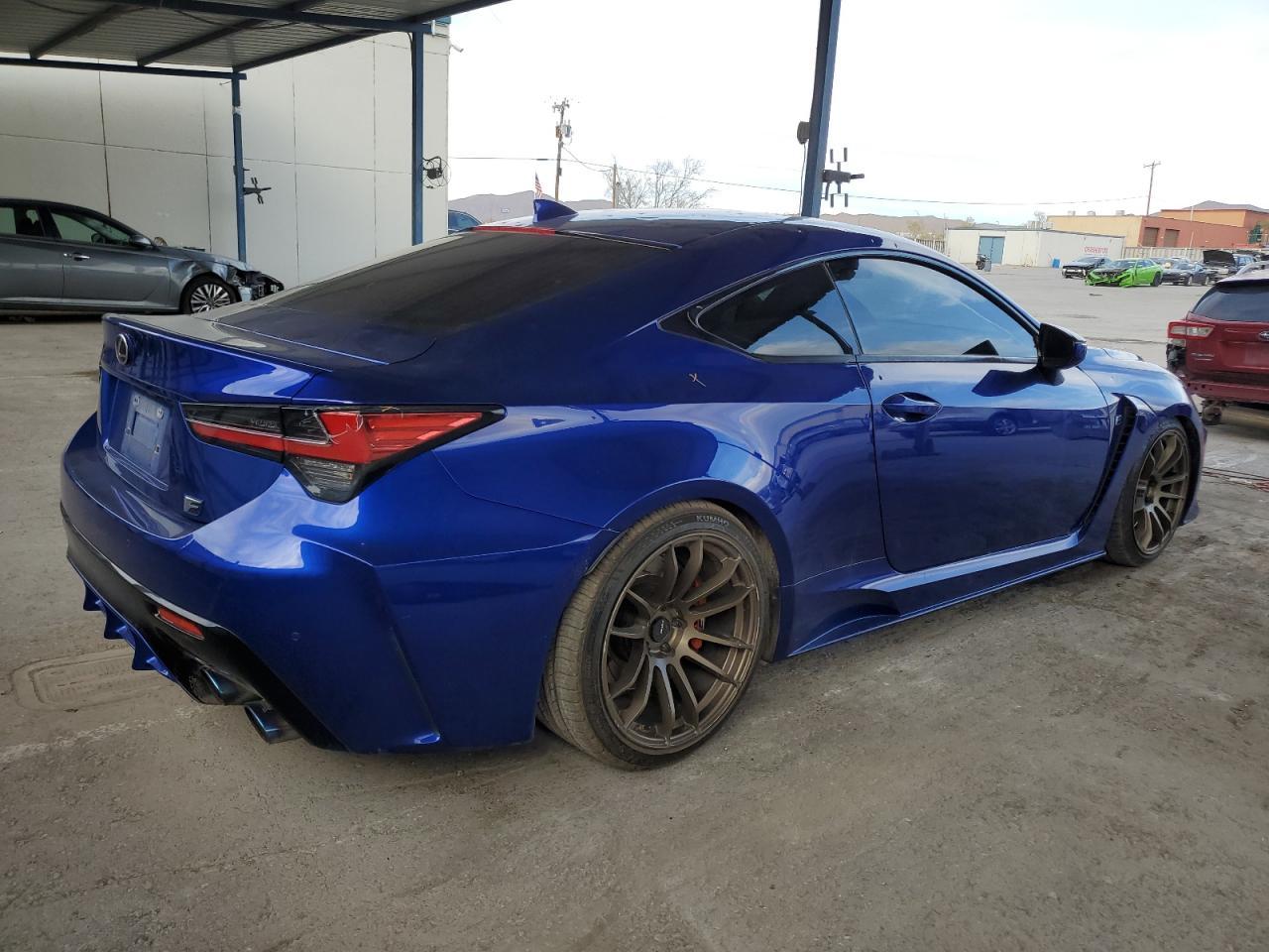 2020 LEXUS RC-F - Фото 3