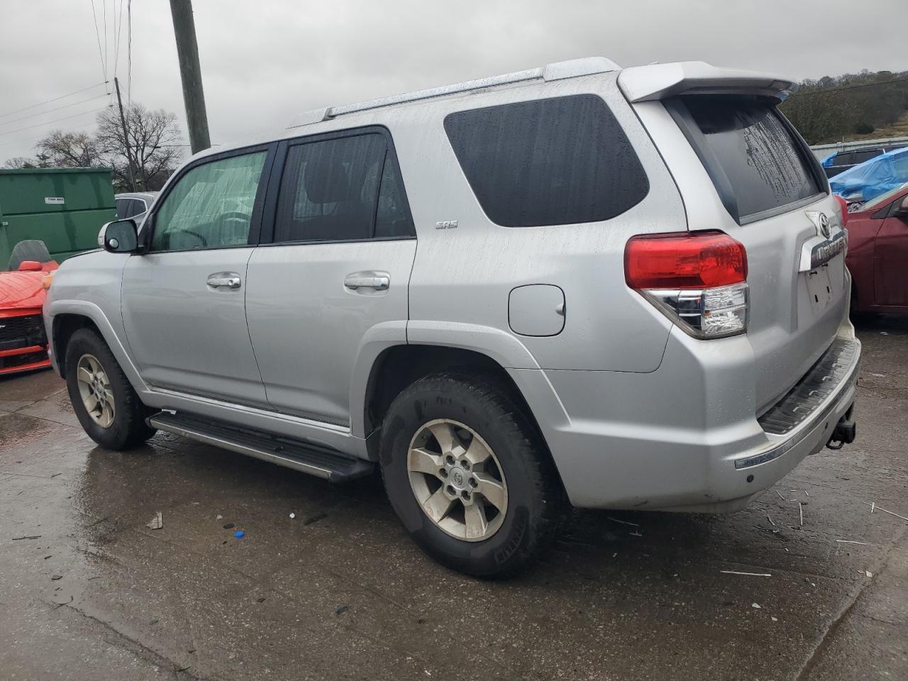 2011 TOYOTA 4RUNNER SR - Image 2