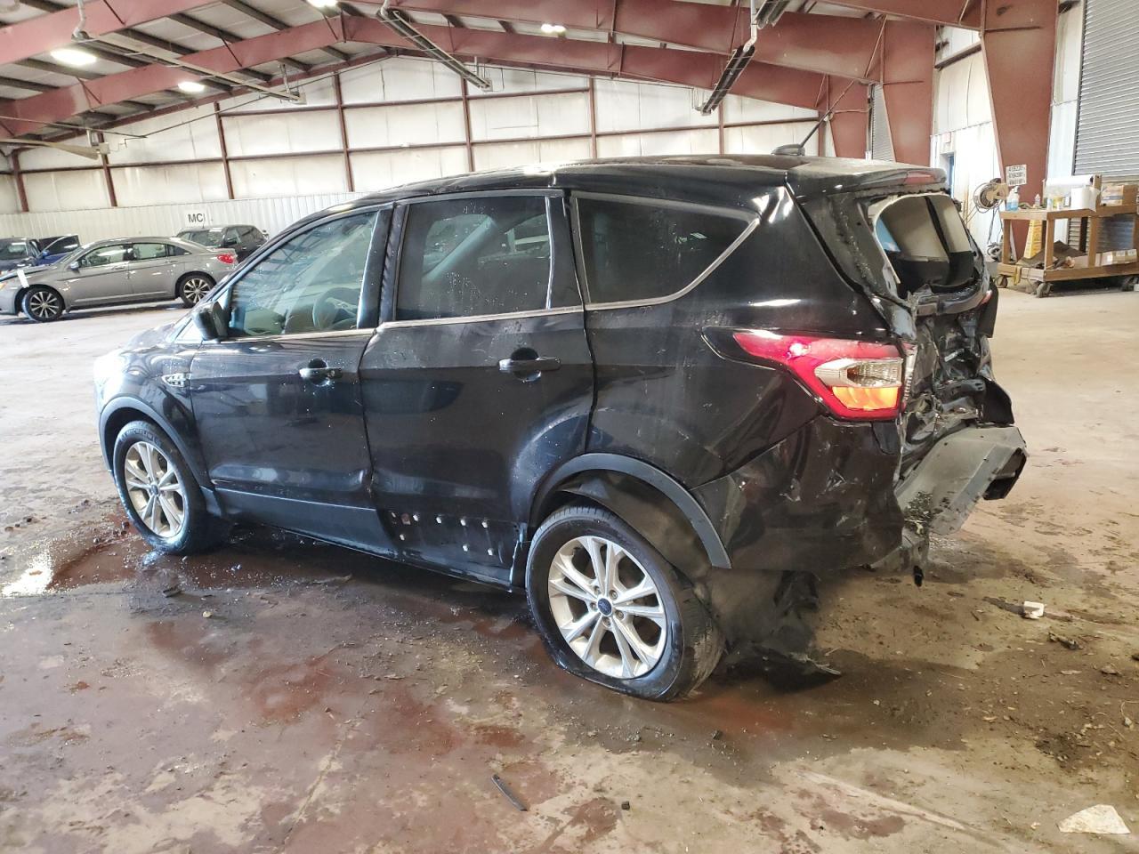 2017 FORD ESCAPE SE - Фото 2