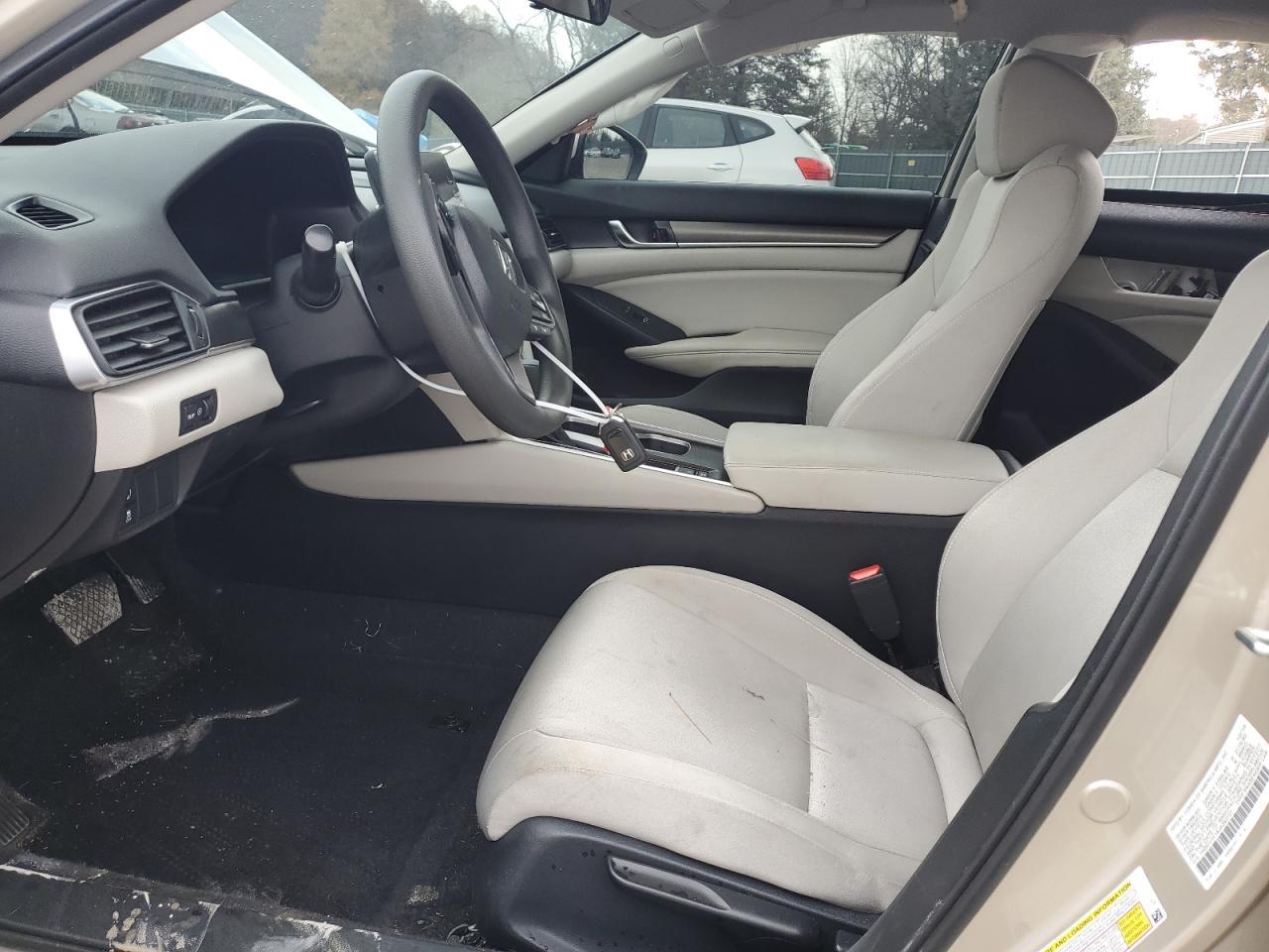 2018 HONDA ACCORD LX - Фото 7