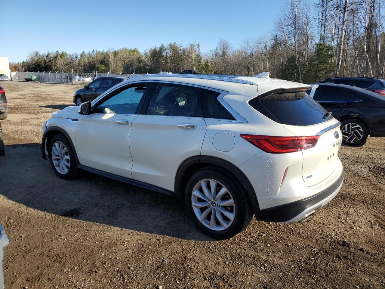 2019 INFINITI QX50 ESSEN - Image 2