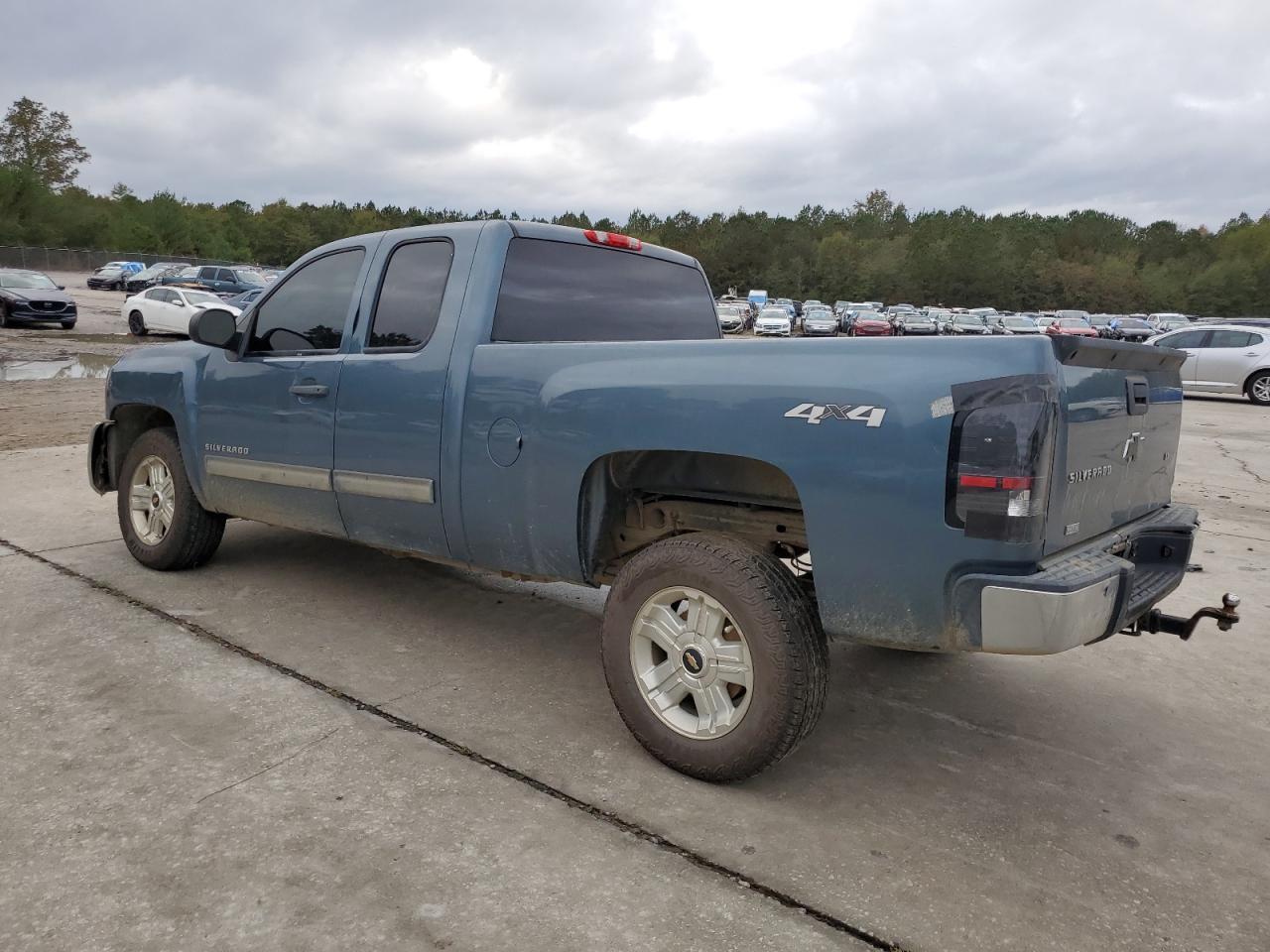 2012 CHEVROLET SILVERADO - Image 2