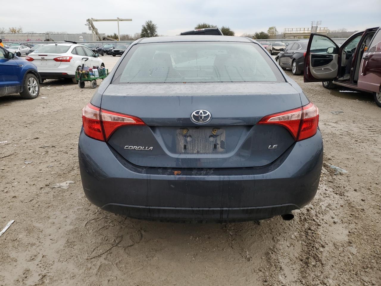 2019 TOYOTA COROLLA L - Фото 6