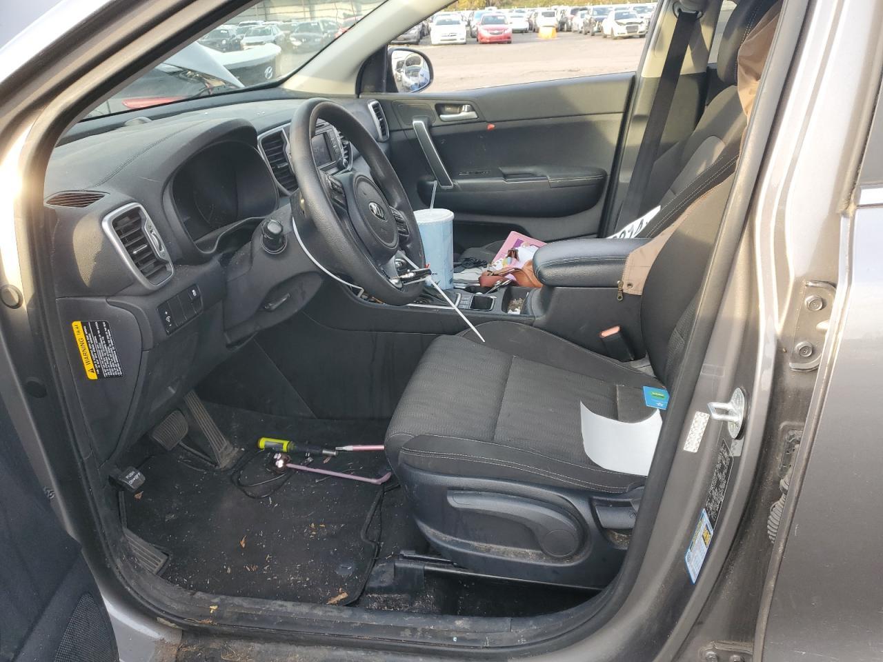 2017 KIA SPORTAGE L - Image 7