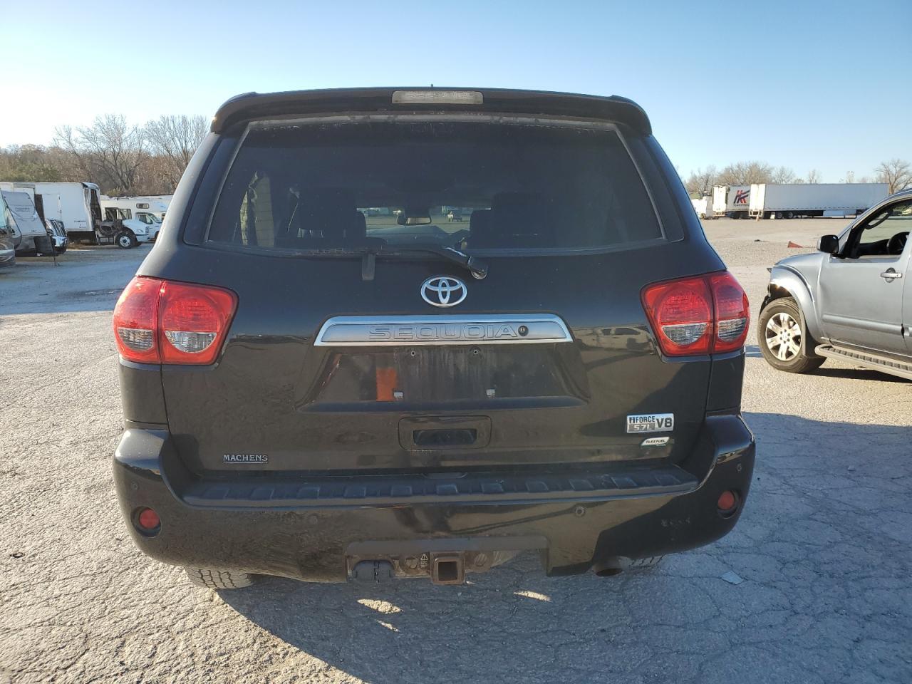 2014 TOYOTA SEQUOIA PL - Image 6