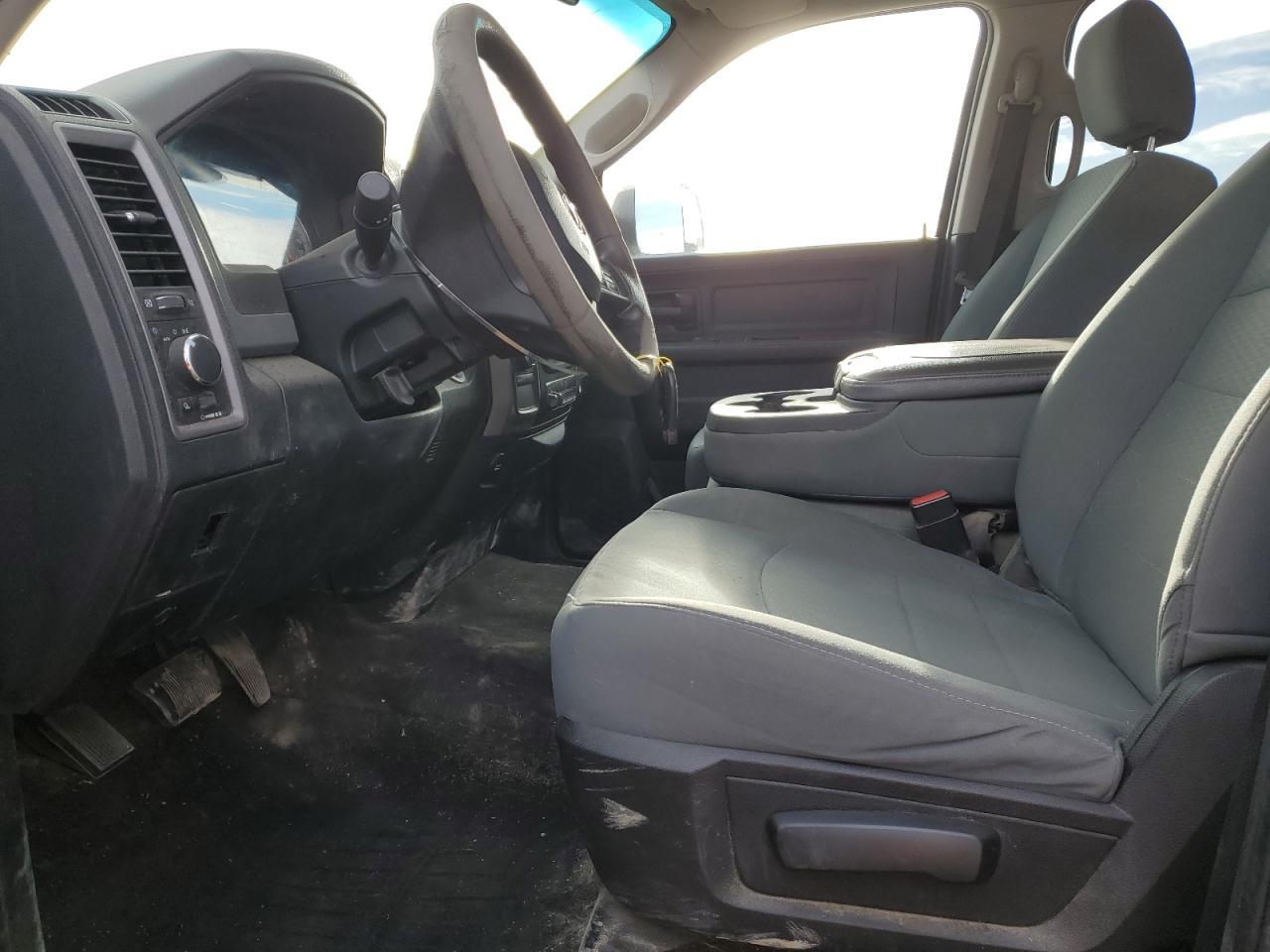 2017 RAM 1500 ST - Фото 7