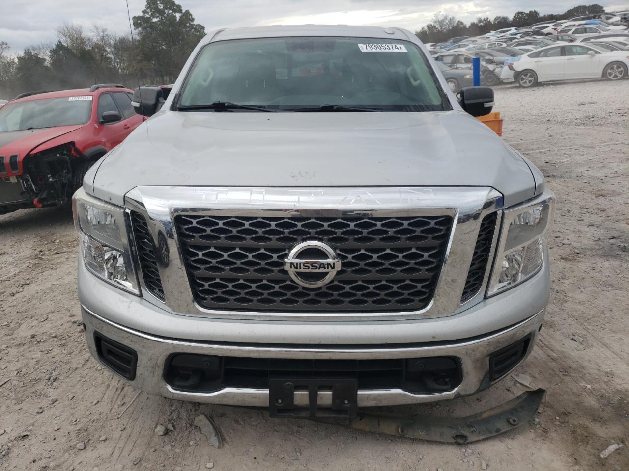 2018 NISSAN TITAN SV - Фото 5