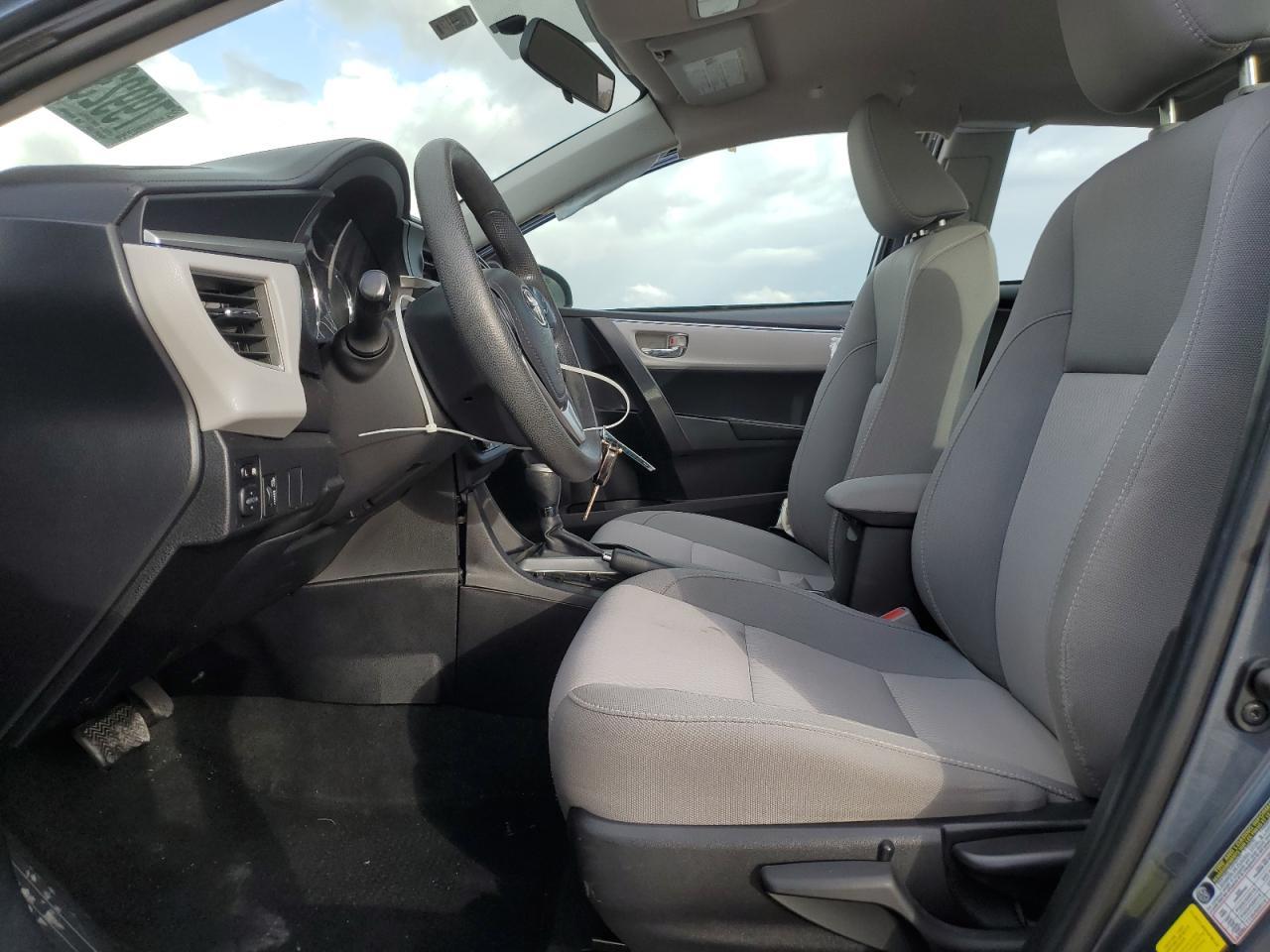 2015 TOYOTA COROLLA L - Фото 7