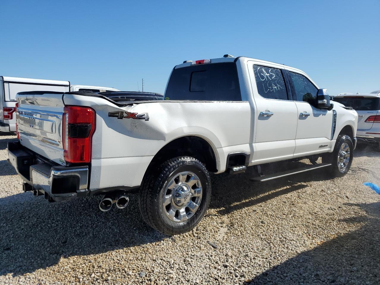 2024 FORD F250 SUPER - Image 3