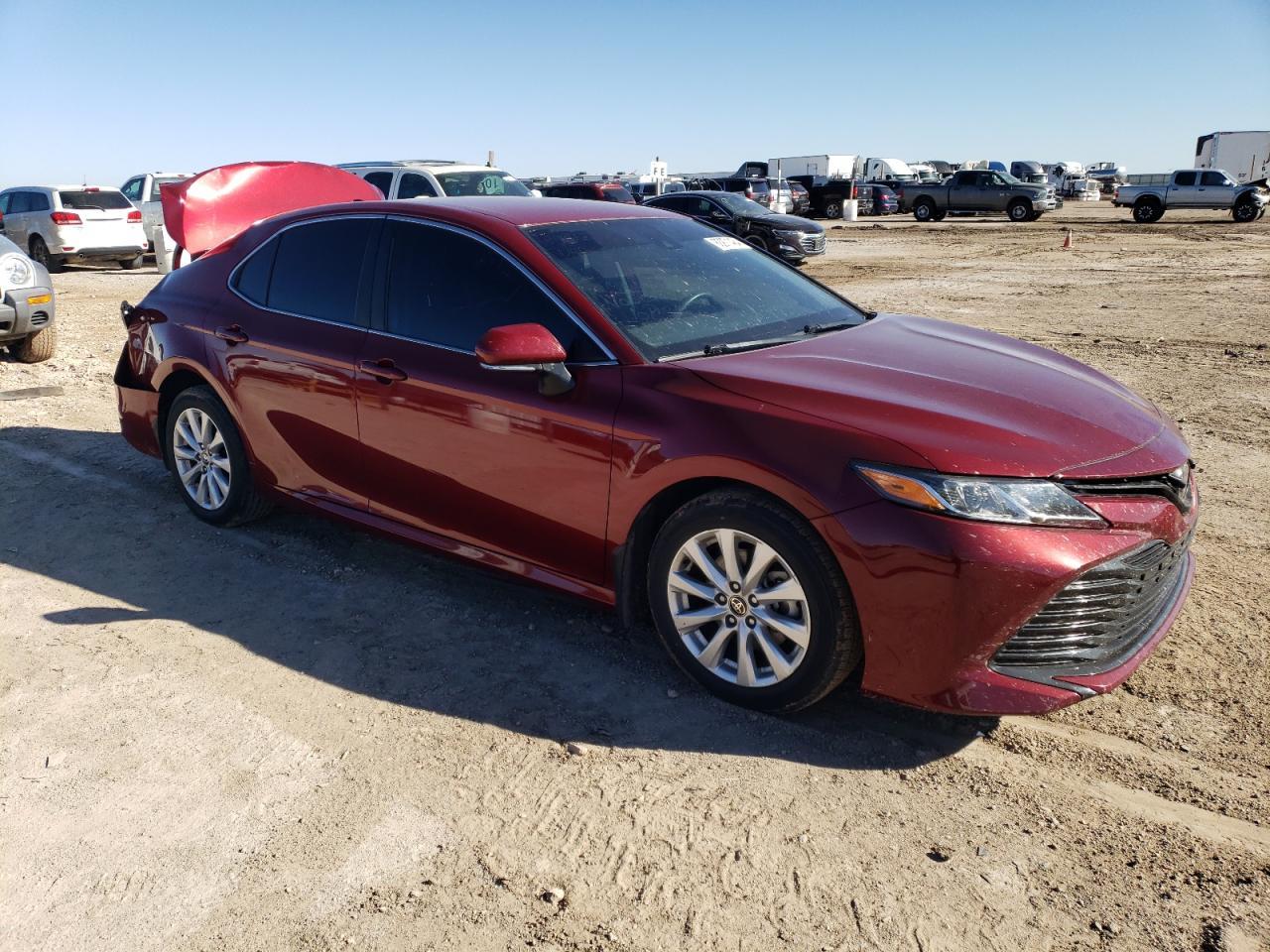 2020 TOYOTA CAMRY LE - Фото 4