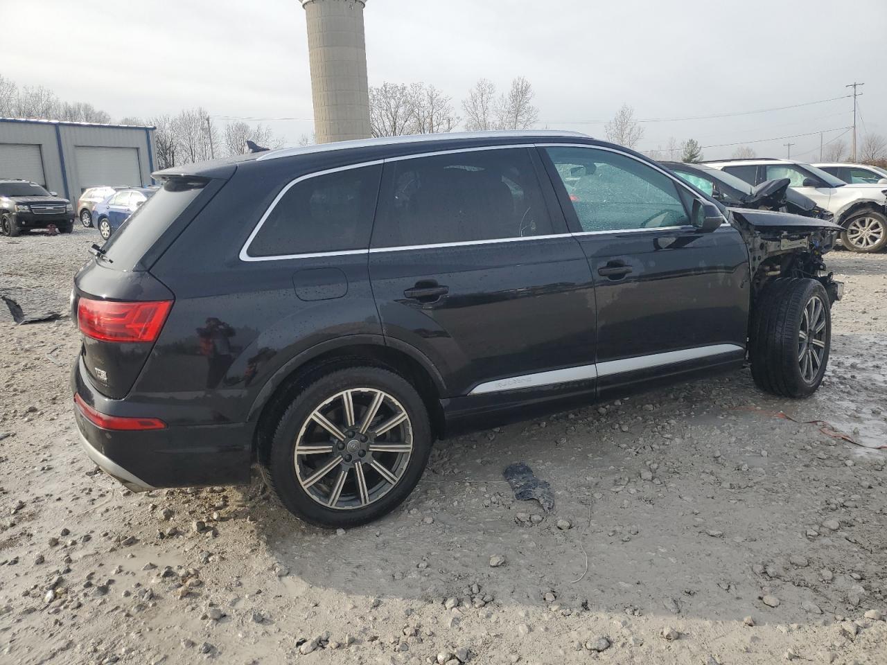 2017 AUDI Q7 PRESTIG - Image 3