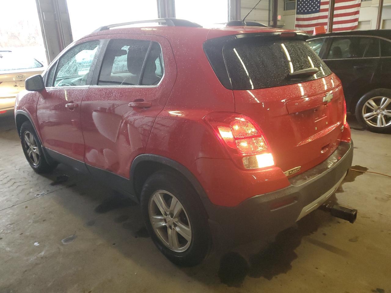 2015 CHEVROLET TRAX 1LT - Фото 2
