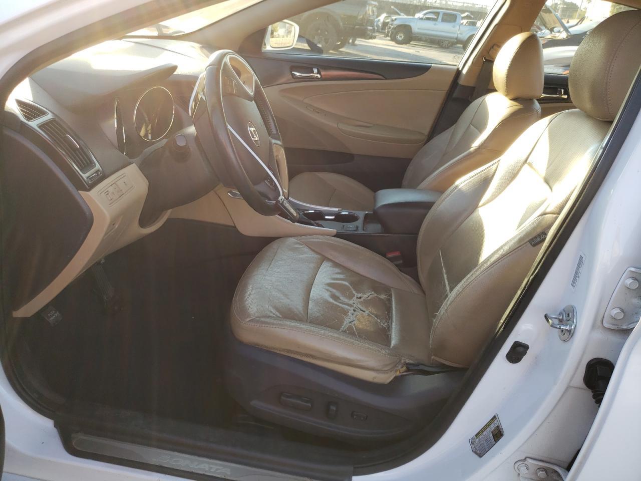 2013 HYUNDAI SONATA SE - Фото 7