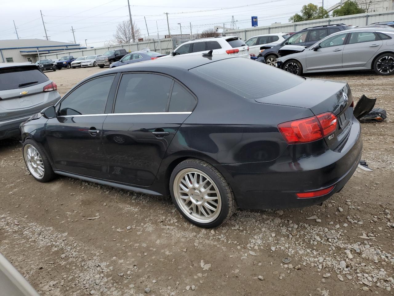 2013 VOLKSWAGEN JETTA GLI - Фото 2