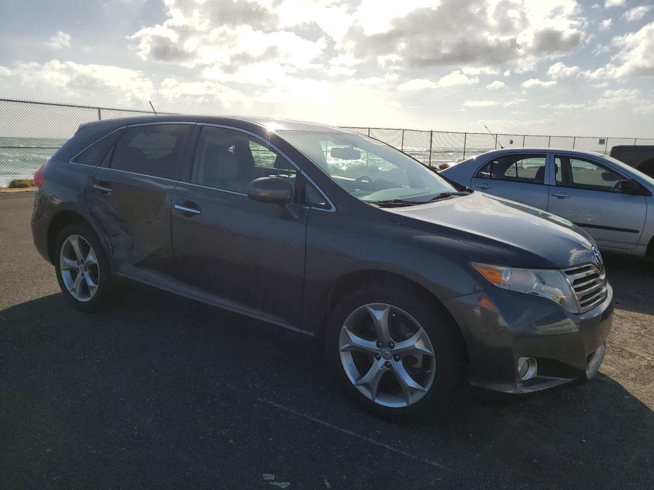 2012 TOYOTA VENZA LE - Фото 4