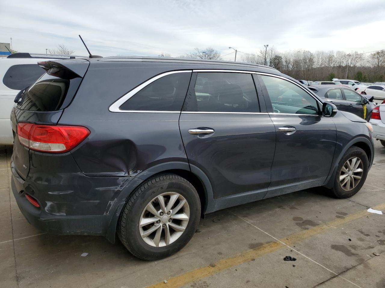 2016 KIA SORENTO LX - Image 3