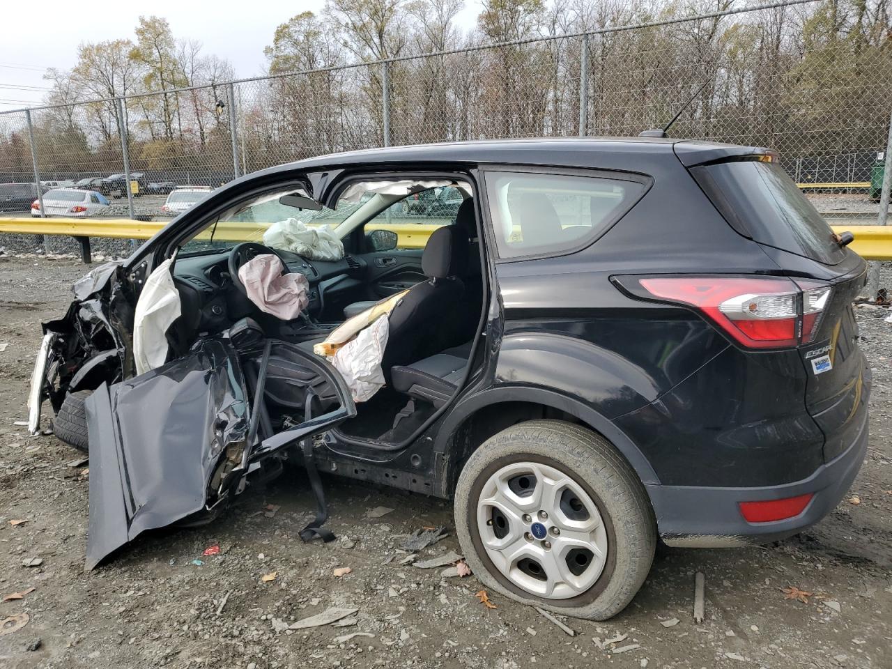 2017 FORD ESCAPE - Image 2