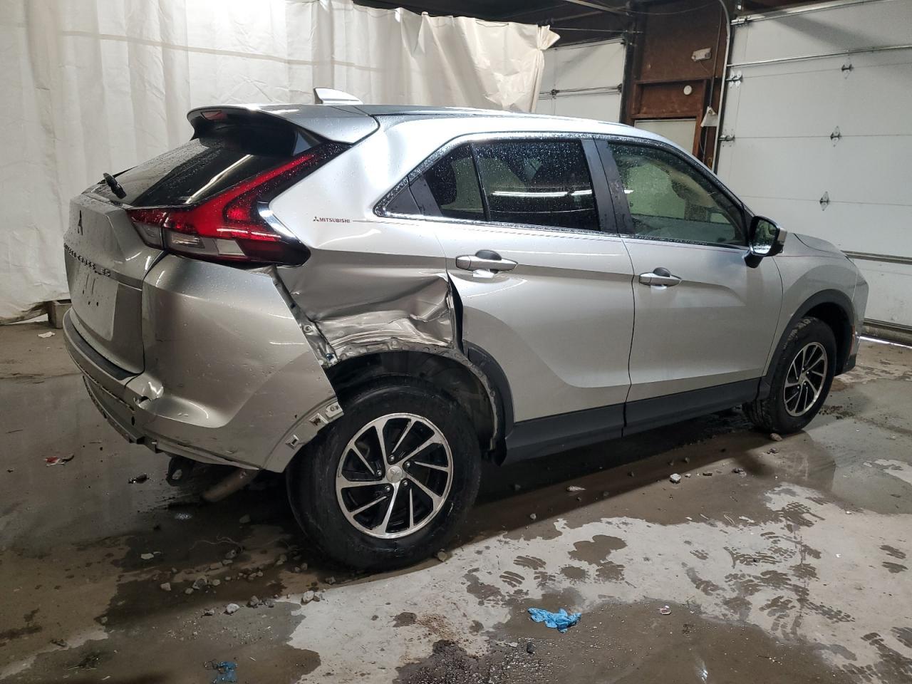 2022 MITSUBISHI ECLIPSE CR - Image 3