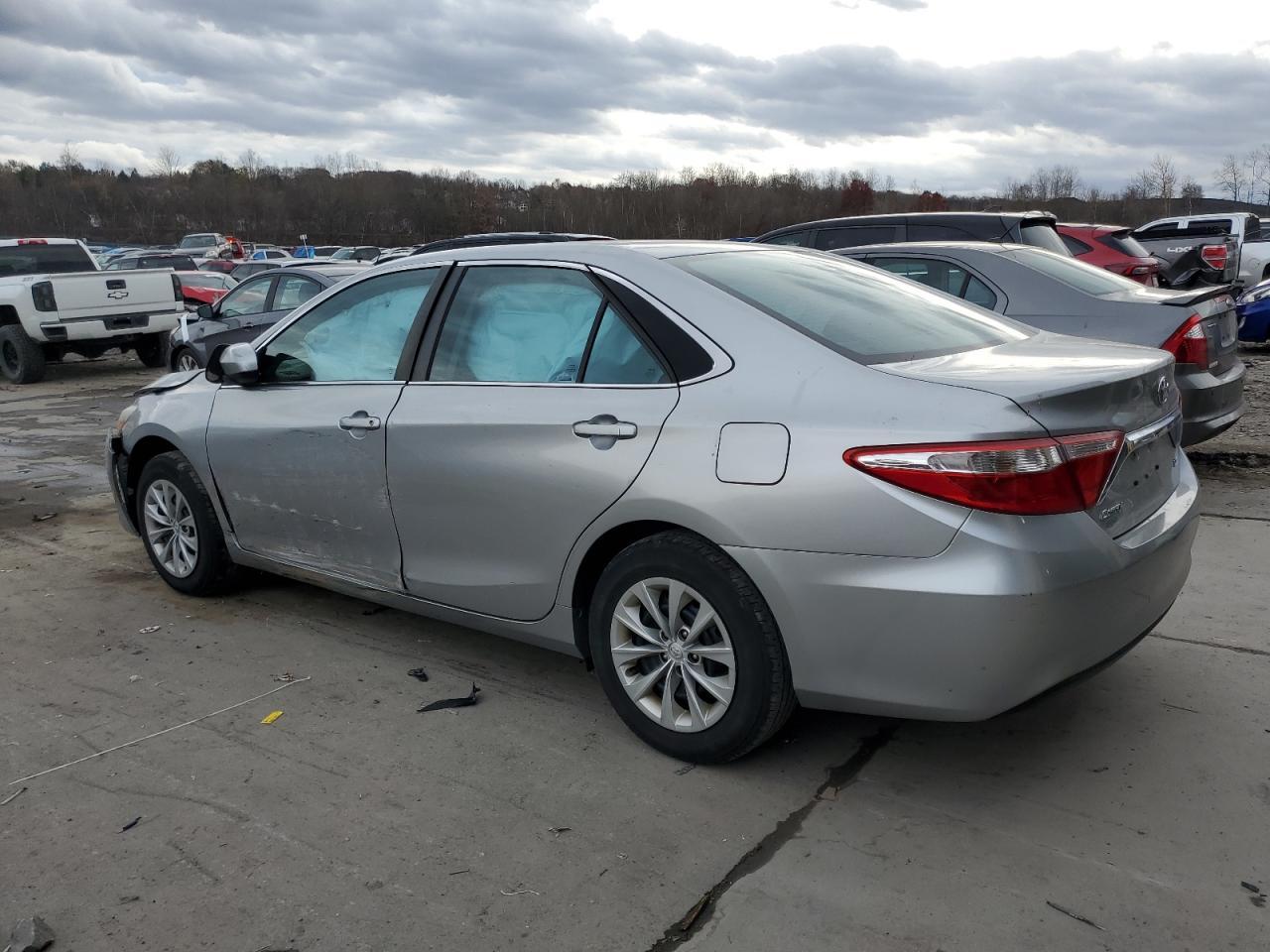 2017 TOYOTA CAMRY LE - Image 2