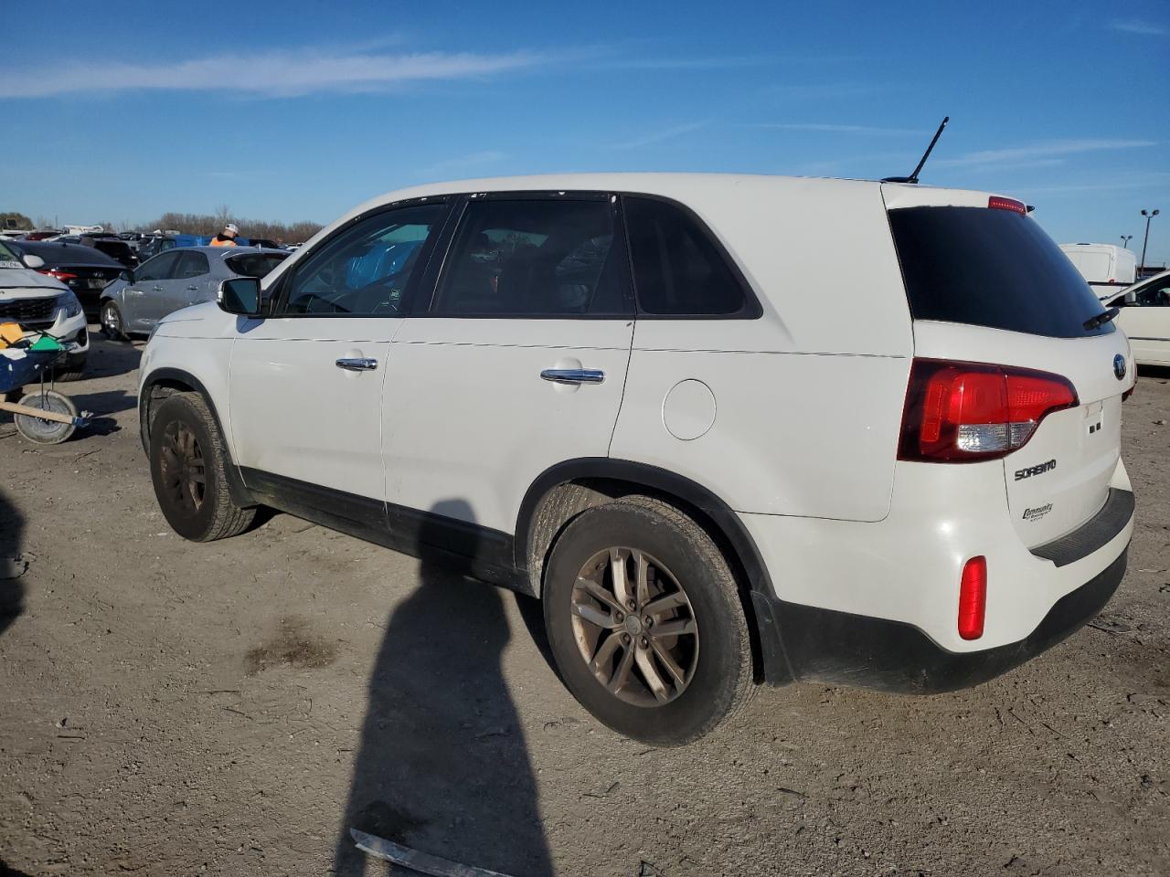 2015 KIA SORENTO LX - Image 2