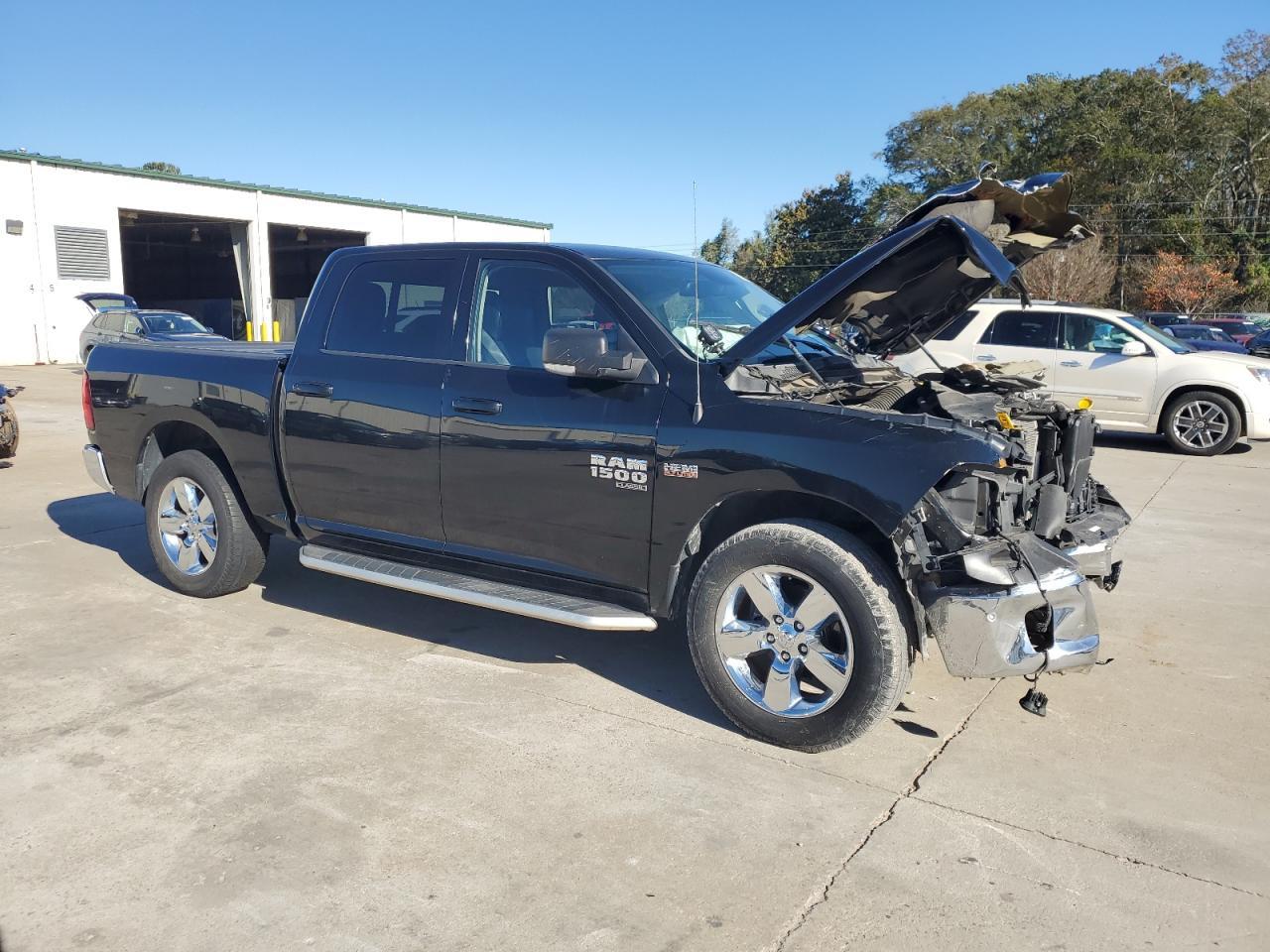2019 RAM 1500 CLASS - Фото 4