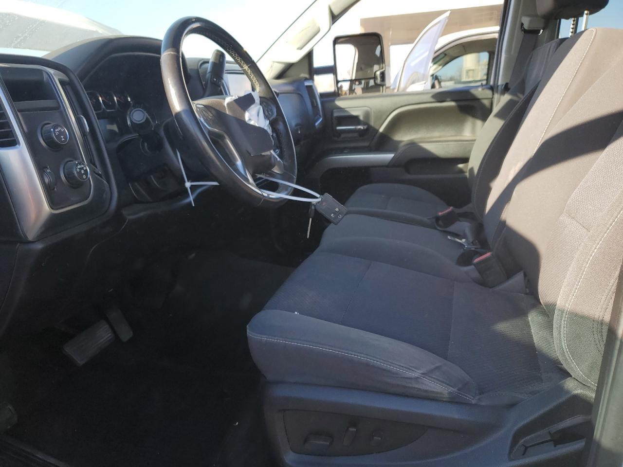 2017 CHEVROLET SILVERADO - Image 7