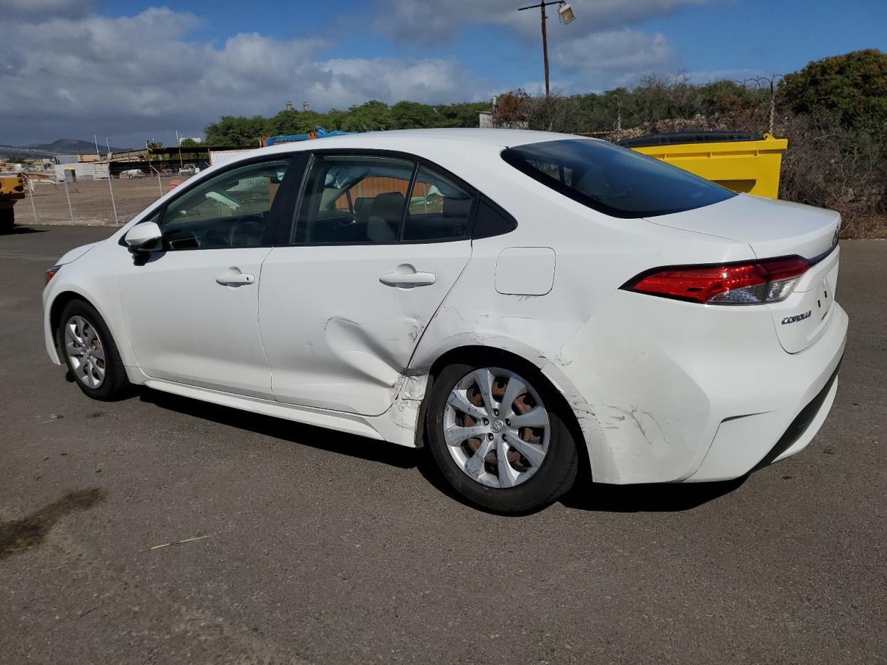2020 TOYOTA COROLLA LE - Фото 2