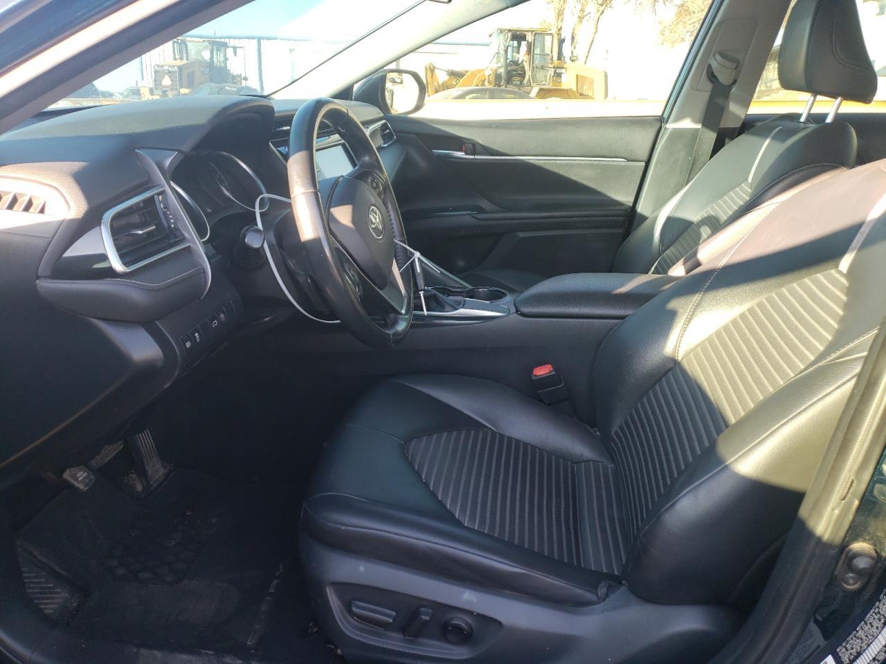 2018 TOYOTA CAMRY L - Фото 7