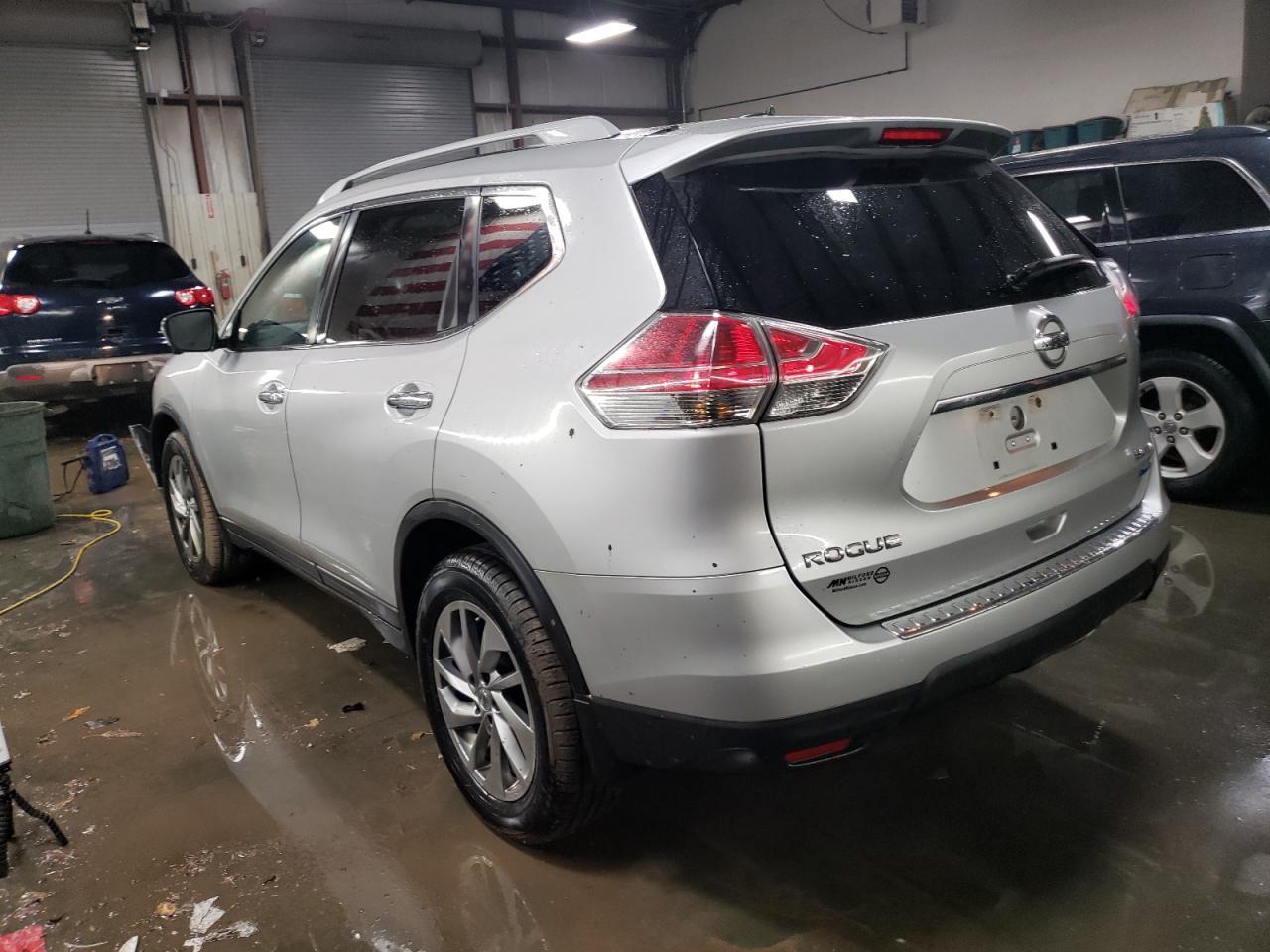 2014 NISSAN ROGUE S - Image 2