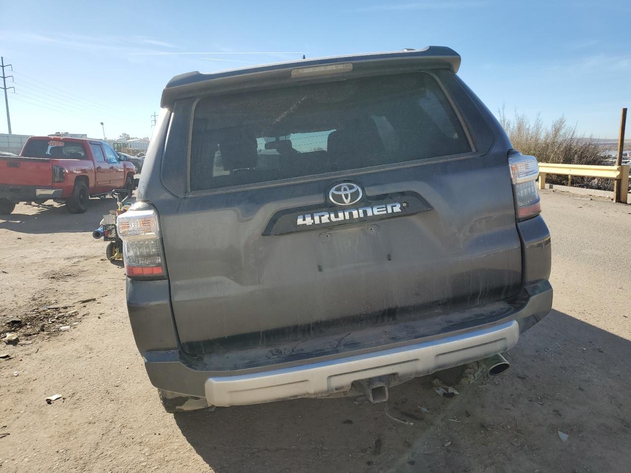 2019 TOYOTA 4RUNNER SR - Image 6