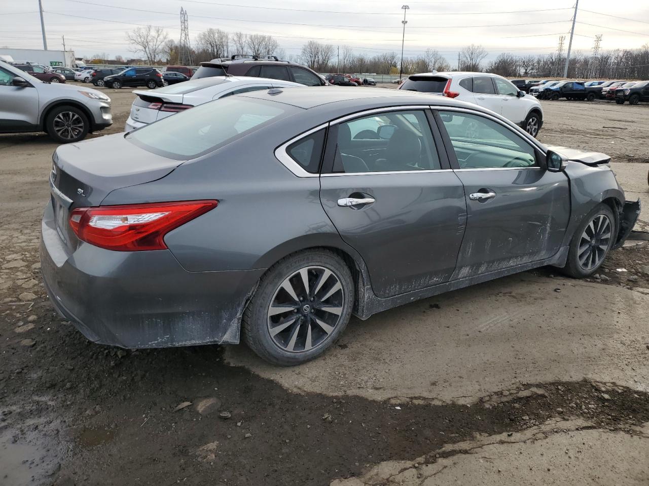 2017 NISSAN ALTIMA 2.5 - Фото 3