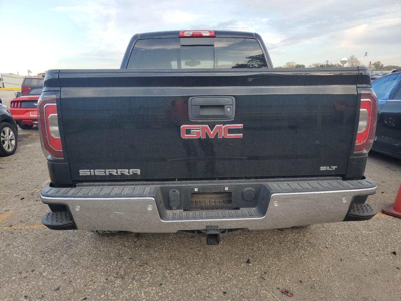 2018 GMC SIERRA K15 - Фото 6