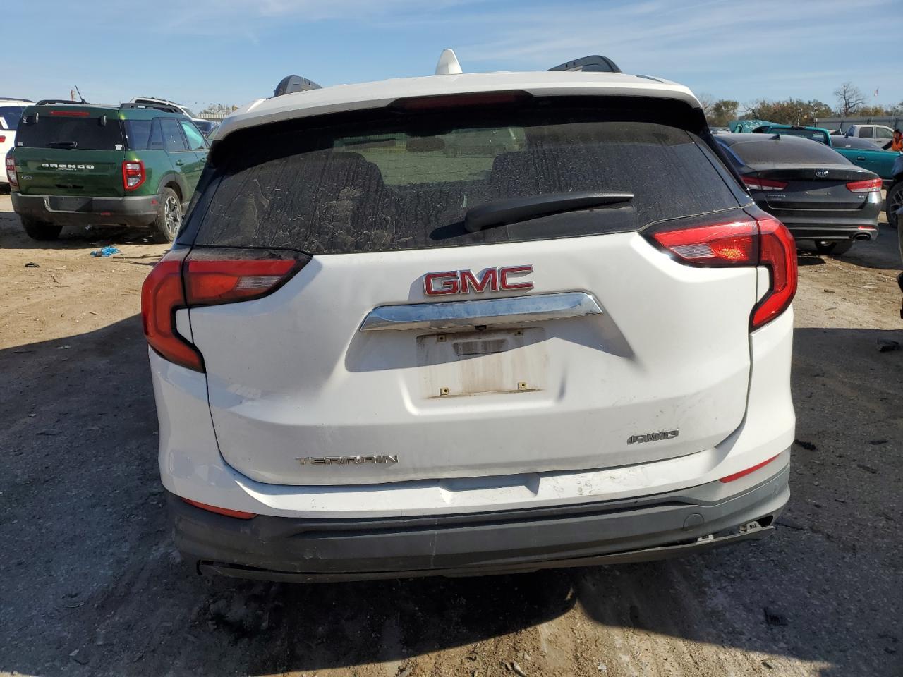2018 GMC TERRAIN SL - Image 6