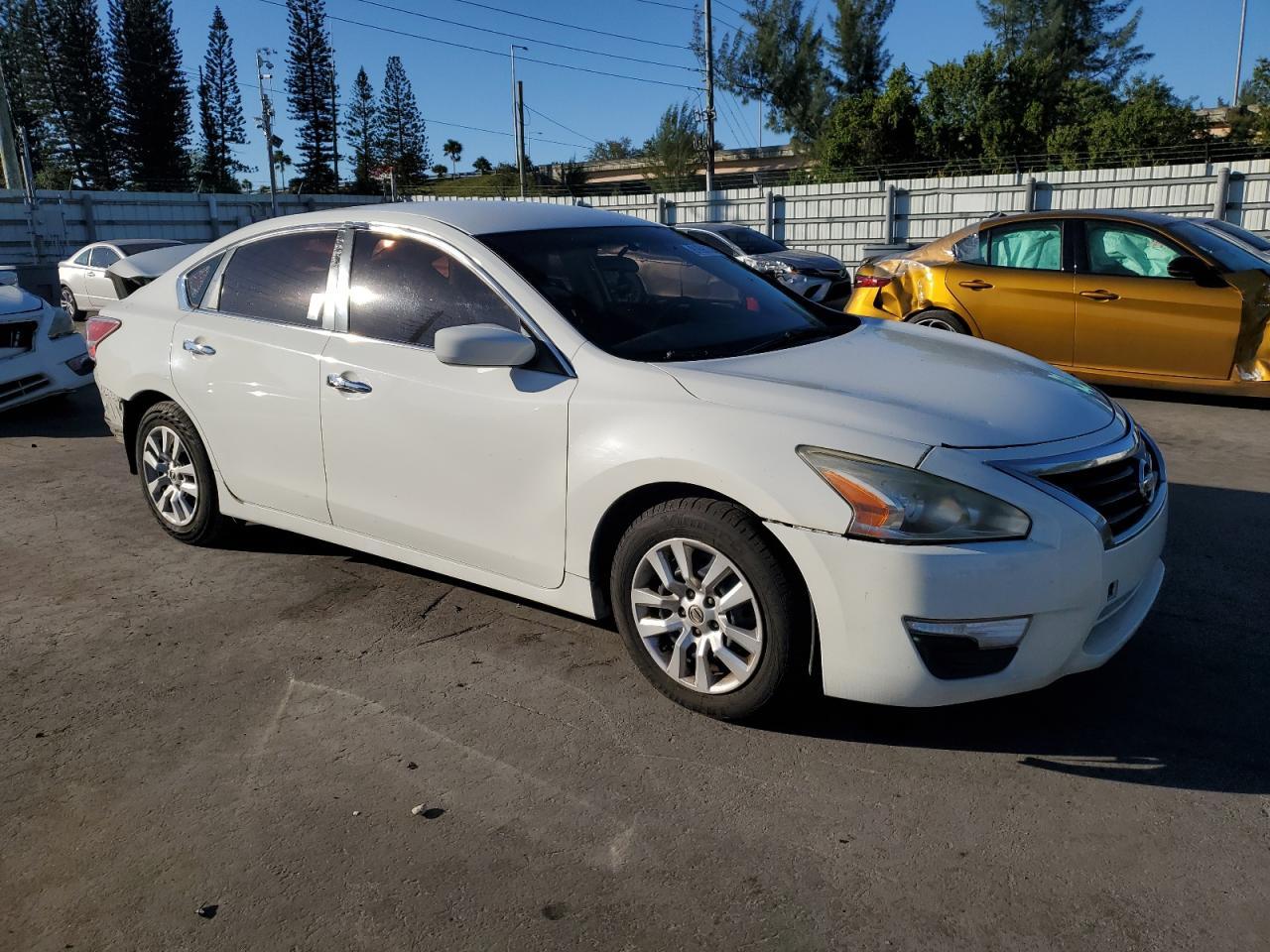 2015 NISSAN ALTIMA 2.5 - Фото 4