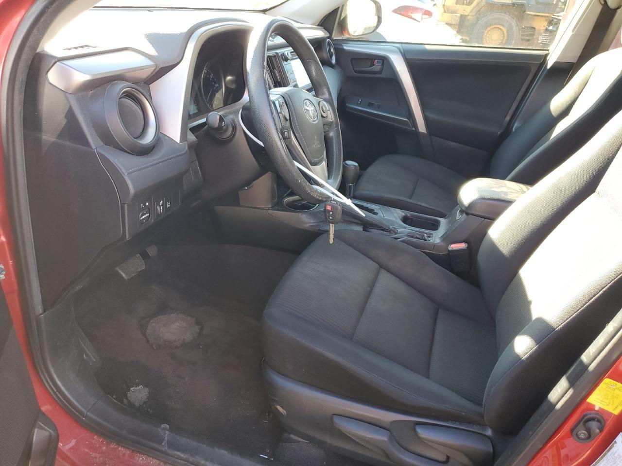 2017 TOYOTA RAV4 LE - Фото 7