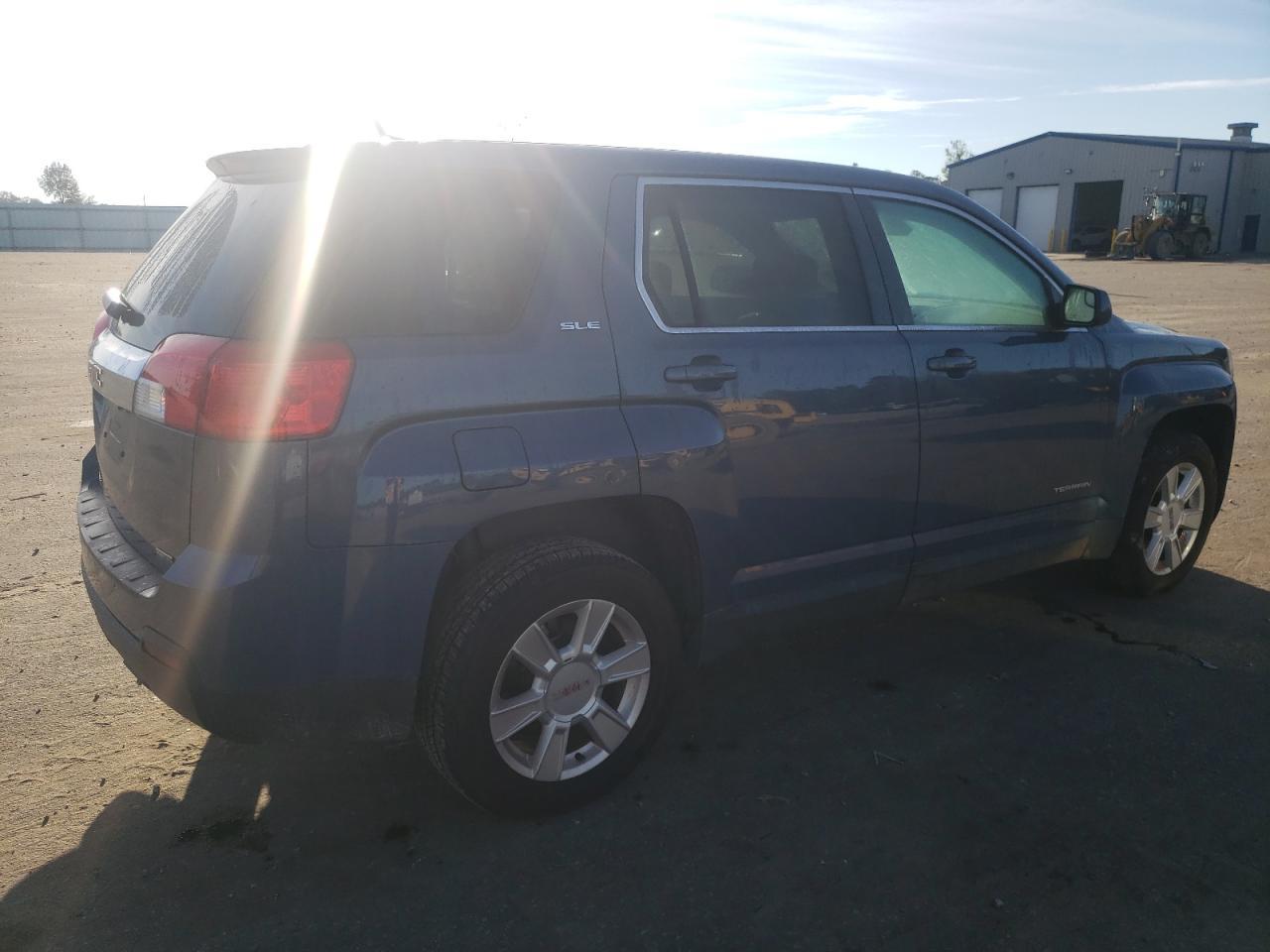 2012 GMC TERRAIN SL - Image 3