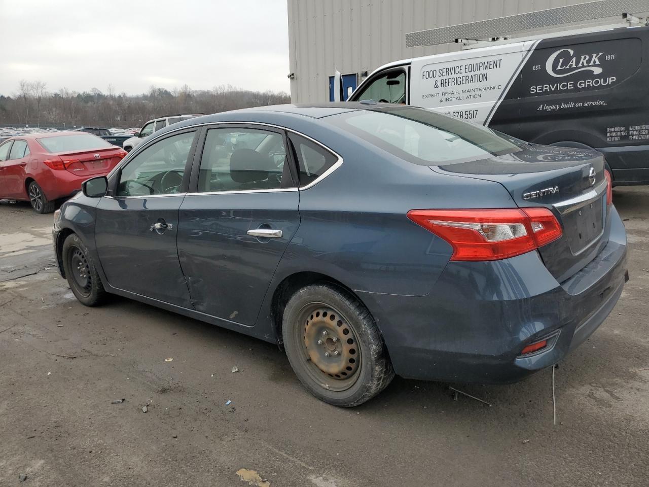 2017 NISSAN SENTRA S - Фото 2