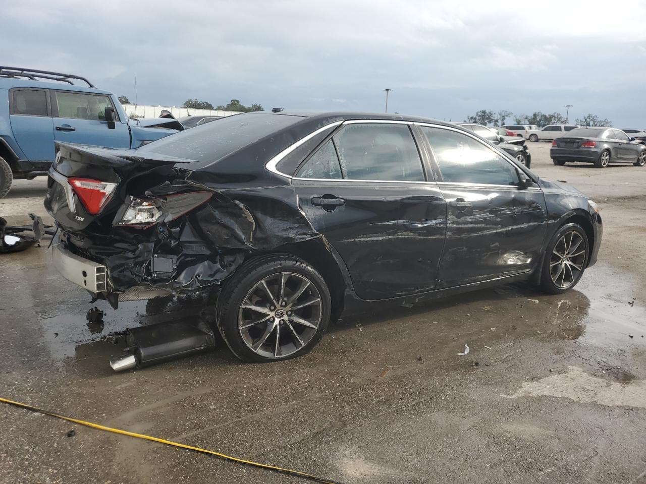 2015 TOYOTA CAMRY LE - Фото 3