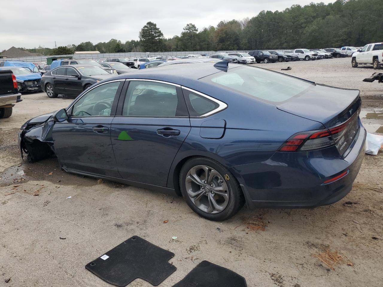 2024 HONDA ACCORD EX - Image 2